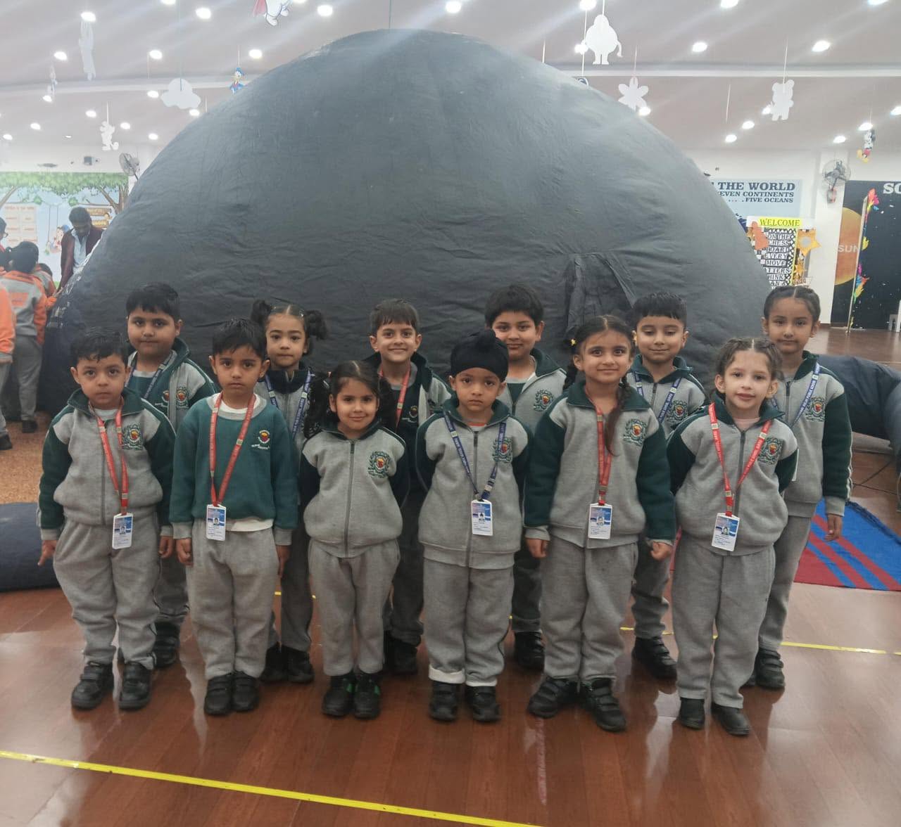 Planetarium Program 5">
                                </div>
                                <div class="portfolio-content">
                                    <div class="content-view">
                                        <a class="popup-image" href=